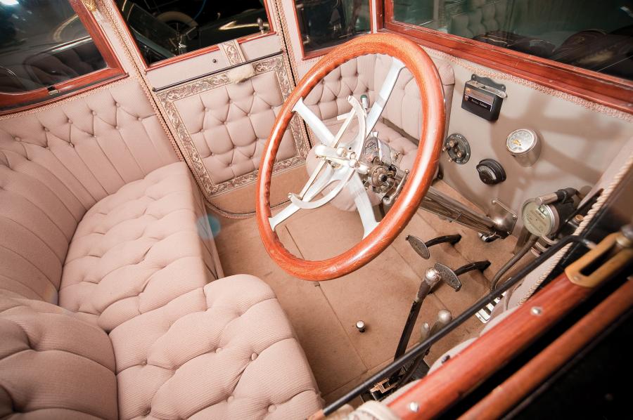  Cadillac Model 30 4-Passenger Coupe 1913 года  (фото 12 из 13)